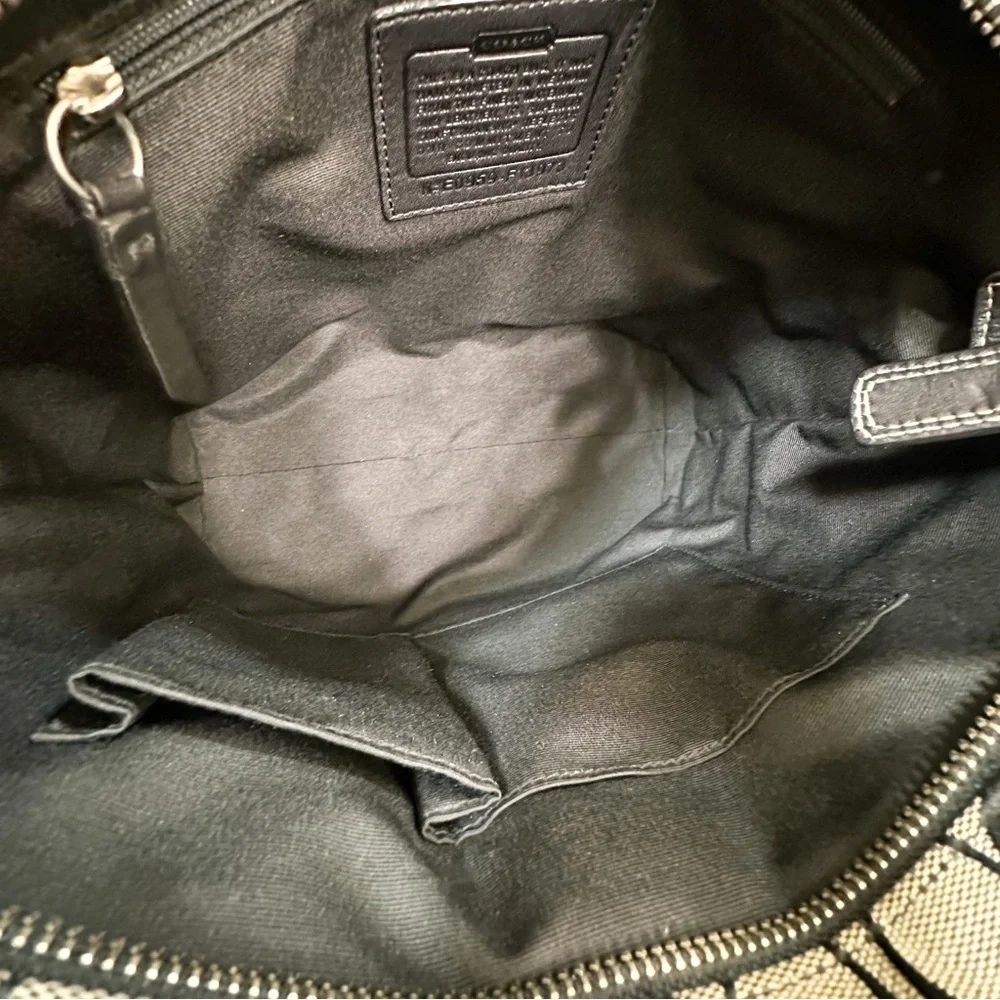 Coach Gallery Tote Bag Black Gray Signature Jacquard Turnlock